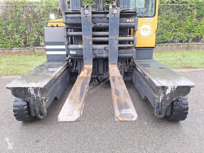 Empilhador multi direccional Combilift -15