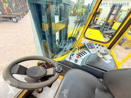 Stivuitor multidirectional Combilift