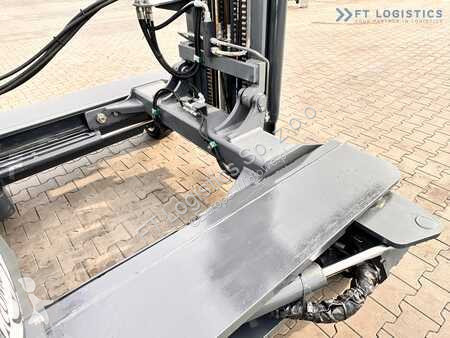 Empilhador multi direccional Combilift