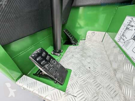 Stivuitor multidirectional Combilift