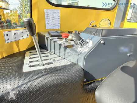 Stivuitor multidirectional Combilift