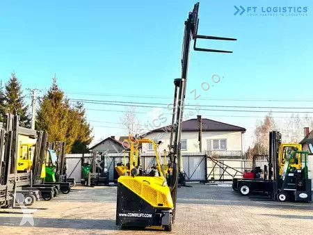 Štvorcestný vysokozdvižný vozík Combilift