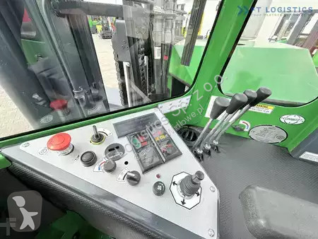 Štvorcestný vysokozdvižný vozík Combilift