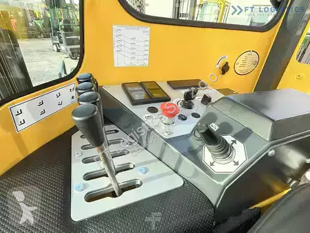 Štvorcestný vysokozdvižný vozík Combilift