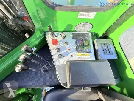 Štvorcestný vysokozdvižný vozík Combilift