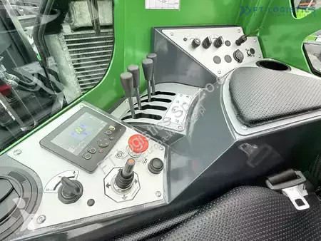 Štvorcestný vysokozdvižný vozík Combilift