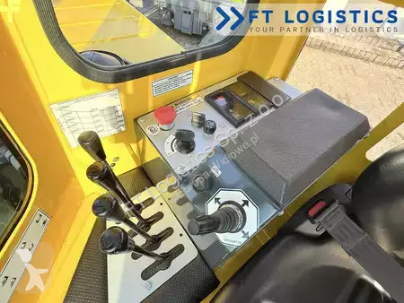 Štvorcestný vysokozdvižný vozík Combilift