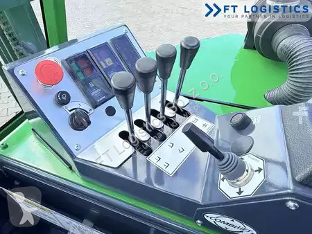 رافعة شوكية متعددة الاتجاهات Combilift