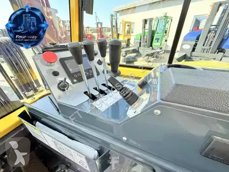 Stivuitor multidirectional Combilift