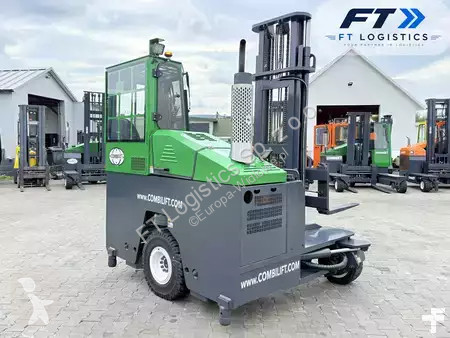 多向叉车 Combilift