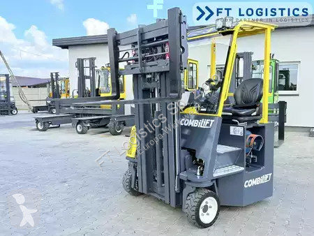 رافعة شوكية متعددة الاتجاهات Combilift