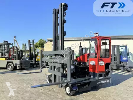 Stivuitor multidirectional Combilift