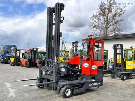 Stivuitor multidirectional Combilift
