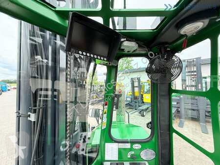 Stivuitor multidirectional Combilift