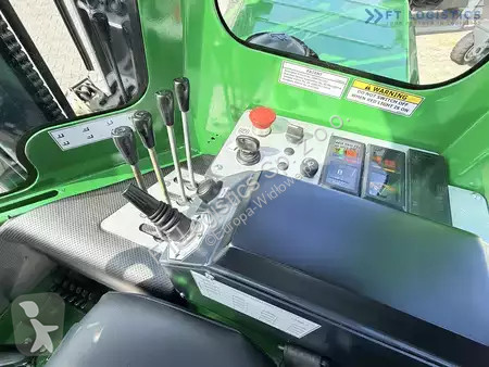 Štvorcestný vysokozdvižný vozík Combilift