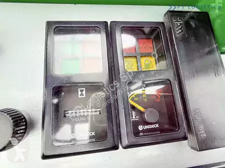 Štvorcestný vysokozdvižný vozík Combilift