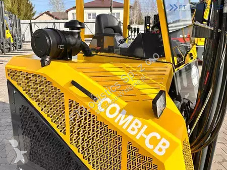 Štvorcestný vysokozdvižný vozík Combilift