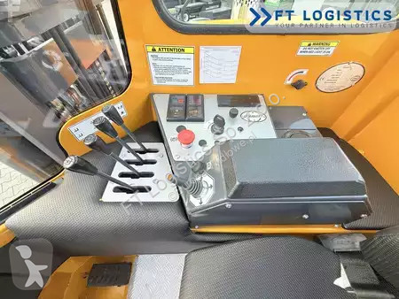Štvorcestný vysokozdvižný vozík Combilift