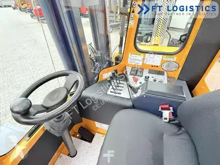 Štvorcestný vysokozdvižný vozík Combilift