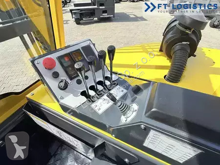 Многопосочен кар Combilift