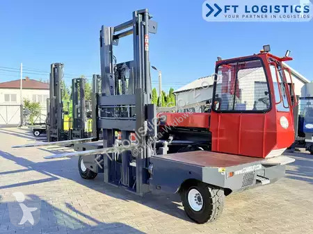 Stivuitor multidirectional Combilift