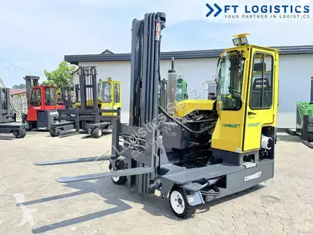 Stivuitor multidirectional Combilift