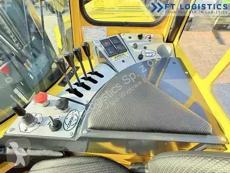 Stivuitor multidirectional Combilift