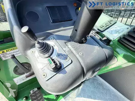 Многоходовой погрузчик Combilift