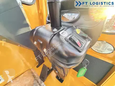 Многоходовой погрузчик Combilift