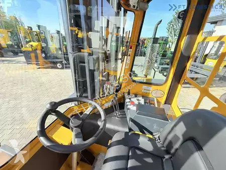Multidirektionel truck Combilift