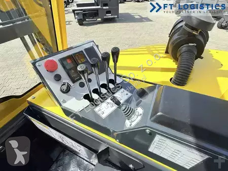 رافعة شوكية متعددة الاتجاهات Combilift