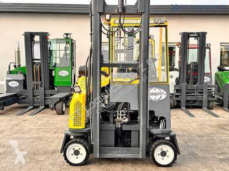 Stivuitor multidirectional Combilift