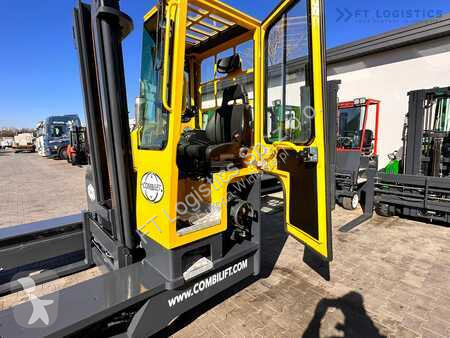 Stivuitor multidirectional Combilift