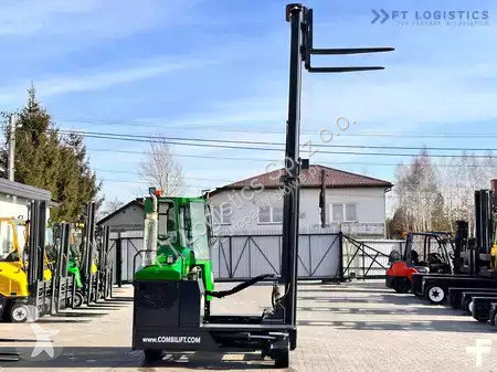 Štvorcestný vysokozdvižný vozík Combilift