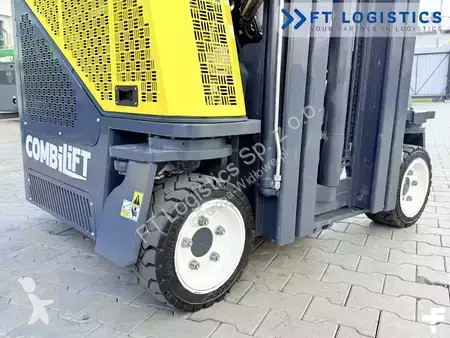 Štvorcestný vysokozdvižný vozík Combilift