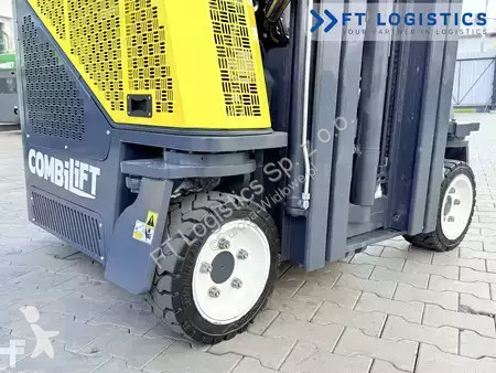 Štvorcestný vysokozdvižný vozík Combilift
