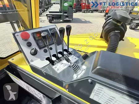 Многопосочен кар Combilift