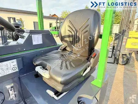 Štvorcestný vysokozdvižný vozík Combilift