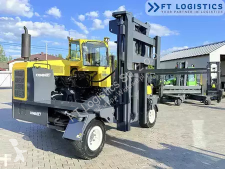 Многопосочен кар Combilift