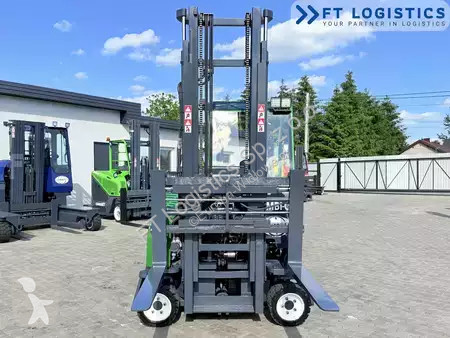 رافعة شوكية متعددة الاتجاهات Combilift
