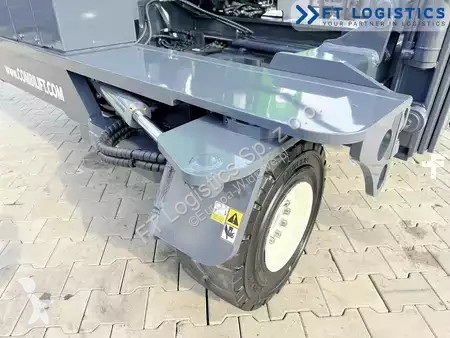 Stivuitor multidirectional Combilift
