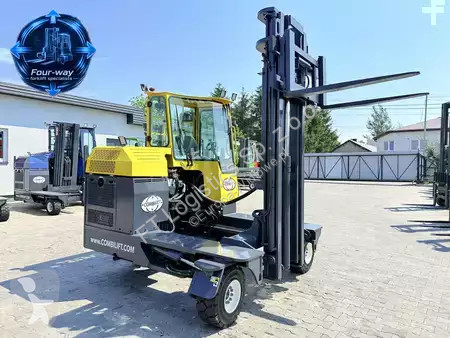 Многопосочен кар Combilift