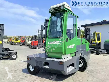 Многоходовой погрузчик Combilift