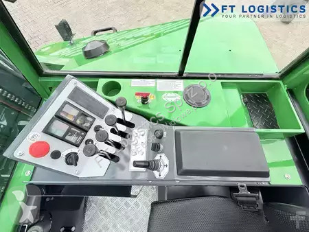 Многоходовой погрузчик Combilift