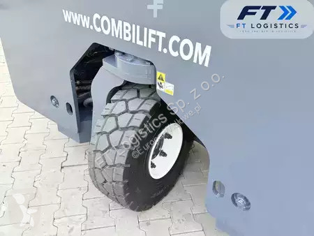 Stivuitor multidirectional Combilift