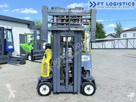 Stivuitor multidirectional Combilift