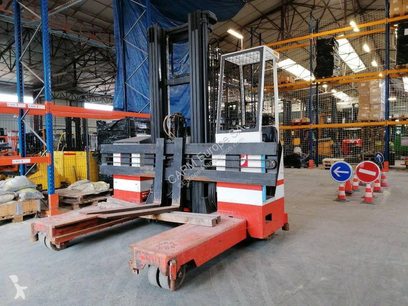 Empilhador multi direccional Combilift  ESA30