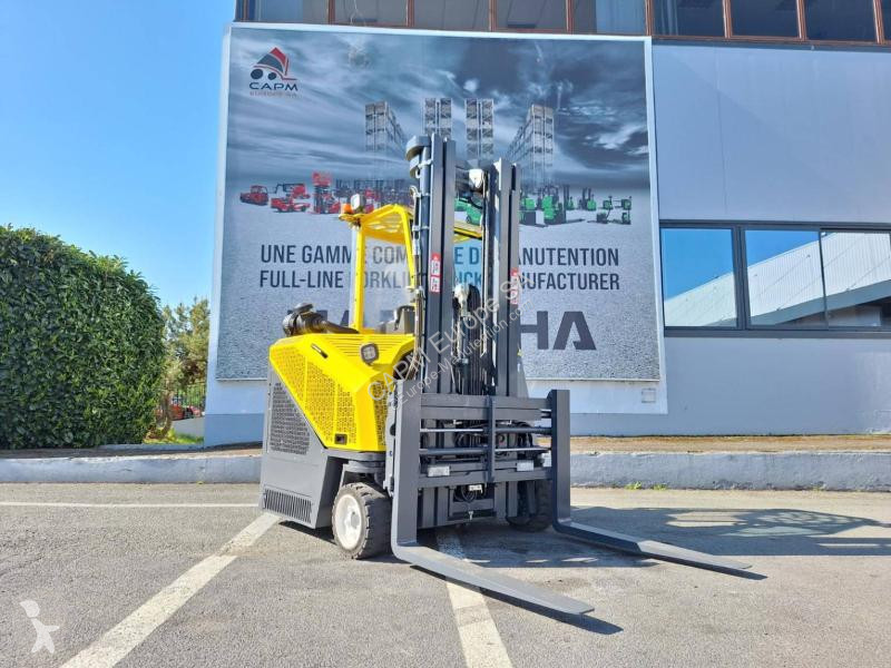 Empilhador multi direccional Combilift CB