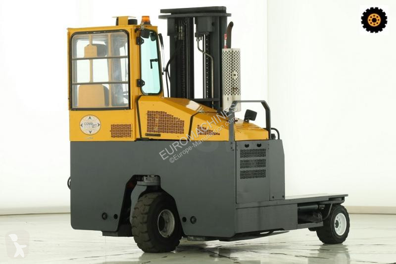 Empilhador multi direccional Combilift