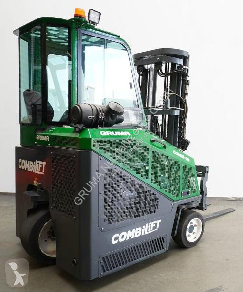 Stivuitor multidirectional Combilift CB2500LPG